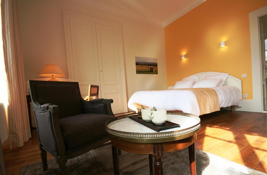 Le Clos Des Noyers Combronde Ngoại thất bức ảnh